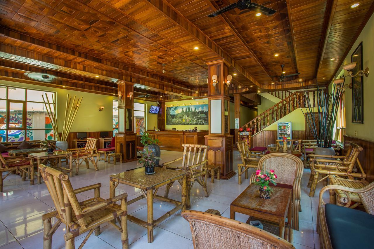 Side Walk Hotel Siem Reap Eksteriør bilde