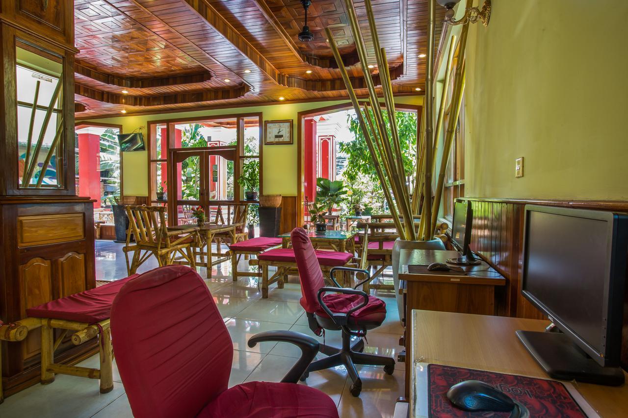 Side Walk Hotel Siem Reap Eksteriør bilde