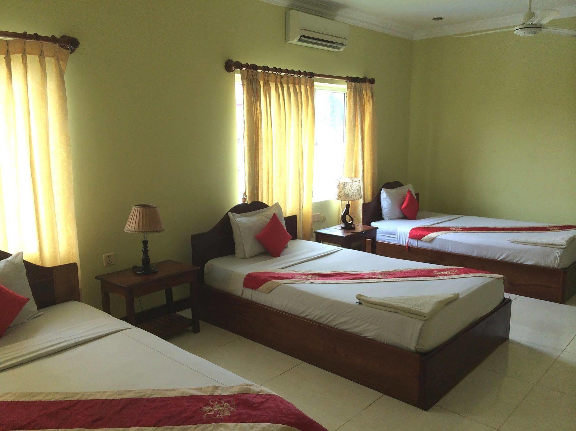 Side Walk Hotel Siem Reap Eksteriør bilde